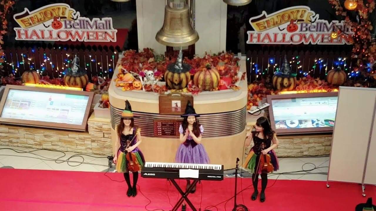 ハロウィン演奏生演奏ステージ